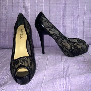 Guess Women’s 6 heels